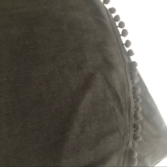 Country Road XS Linen Tank Top Pom Pom Trim Black Staple piece Hi-low Hemline - Picture 7 of 11